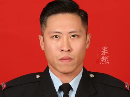 37岁香港消防员何伟豪殉职 原计划今年12月成婚