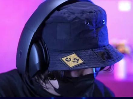 大家玩游戏是喜欢带耳机,耳麦,还是开音响呢?#电子产品 #游戏外设 #耳机