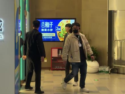 郑州偶遇成龙老师#偶遇明星 #过家家