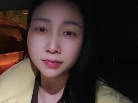 人不是一天塌房的,曾轶可前工作人员发文要求她道歉#娱乐评论大赏