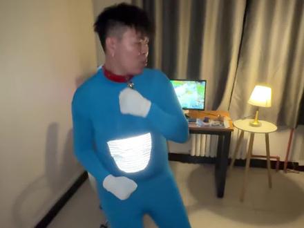 当哆啦A梦帮大雄请来外星人 #JC勾导 #麻了就吃卫龙麻辣麻辣 #卫龙麻辣麻辣