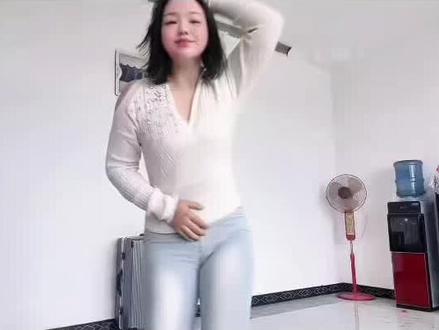 重新发一次,正常转场 #我要验牌 #在家自学舞蹈