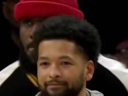 湖人迎来利好消息!里弗斯恢复迅速即将复出,詹姆斯表示终于不用那么累了#詹姆斯 #里弗斯 #湖人