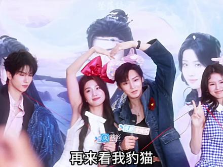 #侯明昊卢昱晓 #昊瀚昱宙 #圈地自萌 #双标
老爸你继续🫶🏻