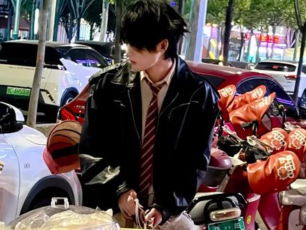 挑战出瓜最速传说 #蚂蚱 #塌房#瓜条 #帅哥