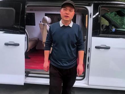 新能源吉利远程星享V8E做包覆换座椅地板装一拖二空调#房车改装 #床车改装 #宿营车 #吉利远程