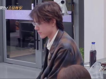 所以是变相拒绝夏夏了吗?#林渝植 #痞幼 #有你的恋歌2