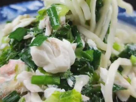 鱼做的炝锅面条,从我家能鲜到你家#美食 #在家做美食 @DOU+小助手