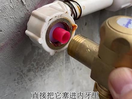安装水龙头就用这种硅胶垫片,不仅安装方便,还不漏水