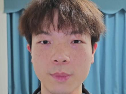 iOS 26.5 RC 朋友们,大家好!
今天凌晨,苹果推送了 iOS 26.5 RC ,你们升级了吗?
视频里是我个人对于这个版本的看法,希望能够帮助到大家!
也欢迎各位升级了的高手们在评论区一起讨论对这个版本的看法。
感谢观看我的视频,喜欢我的视频可以给我点个赞加个关注,我们下次见!
#iOS26
#抖音科技风向标
#AirPodsmax2
#iphone17promax
#我在抖音聊科技