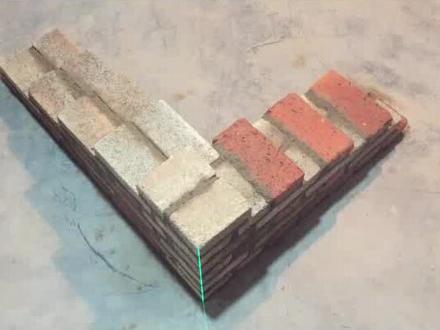 二四墙大角怎么做?梅花丁转角砌法,整体性好,用三一砌法施工#农民工