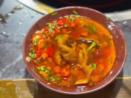 来看一个30岁不结婚 不生娃的一天是咋快乐的#抖音美食推荐官 #深夜的酒 #情感交流 #下班喝酒 #天冷了吃点啥