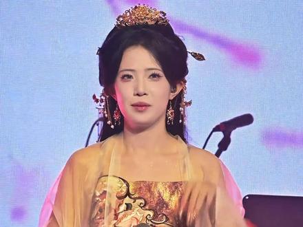 “清风上南枝 梦中仍相思”#平生不晚 #浅影阿 #探故知