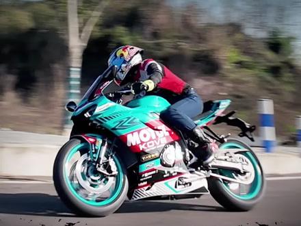 就在刚刚,凯越发布了全新2026款450RR 曼岛2代,性能配置快速解读#摩托车#凯越机车#450RR曼岛#凯越450rr