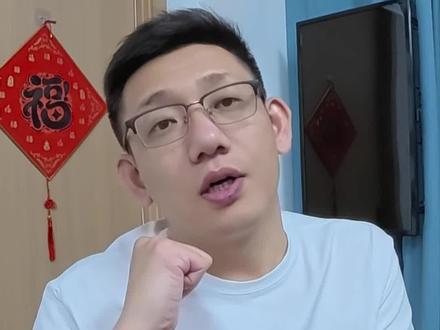 值大夜班,右手的日常vlog #盘锦中北#文龙校长#隔路王校长#最有温度的政教团队@隔路王🔥守护中北信箱 @鹏er🔥盘锦中北核动力鹏 @雨妹不吃香菜🔥盘锦中北 @王大勺🔥盘锦中北大食堂主勺