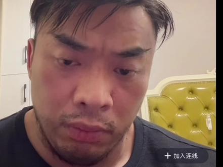 起因是昨天牛战士开播,说想要事件到此为止了,已经与卫教练私下达成了和解,但下播之后,卫教练团队一些人在相关视频的评论区,开始说些比较刺耳的话,牛战士第二次开播回应这个事情,也比较生气,卫教练就想和牛战士连麦,起初大家都以为是互相说一些安慰的话,也就结束了,结果…
#牛战士穆锐 #穆锐 #健美圈吃瓜 #健美圈 #健美