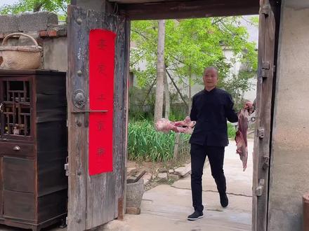 黄花牛肉面,好吃得狠呐!吃过吗?#乡村守护人 #跟着抖音学做菜 #抖音美食创作人 #新农人计划2022