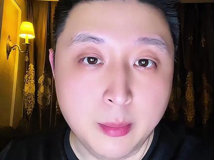 普通人怎么靠卖token赚钱? 普通人怎么靠卖token赚钱?#ai#token#ai创业#电商创业 #ai赛道