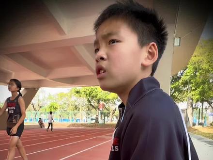 2025年WSE 总决赛200米预赛实录。不要给自己设限,即使腿酸胳膊疼!比赛的真正含义不是拿奖牌。我们更看重的是他能不能在后程,顶住那个想要放弃的自己。继续打磨,沉住!#wse田径公开赛 #短跑 #正能量 #真实生活记录 #比赛现场 @我要上热门 @抖音创作小助手 @抖音媒体内容优推官 @WSE田径公开赛