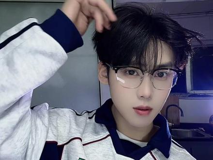 #清纯男高 #内容过于真实 男生不开一下美颜永远不知道自己有多帅