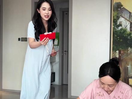 我给两位妈妈发了10个月工资#日常vlog#追觅扫地机