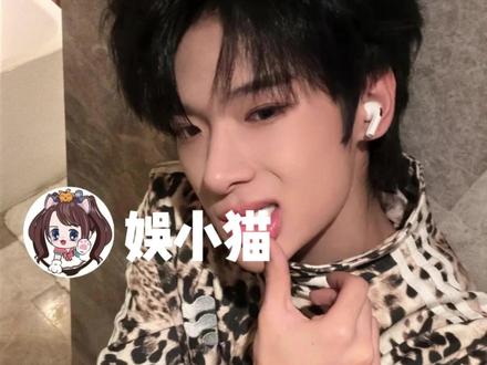 张峻豪张子墨两个人re自己巨好笑#张峻豪 #张子墨#抽象 #搞笑