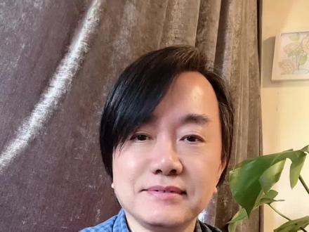 刀小娟蚌埠首秀
唱跳皆佳!
凭原创《三跺脚》
惊艳出圈!#演唱会#蚌埠#刀小娟#三跺脚#唱作人