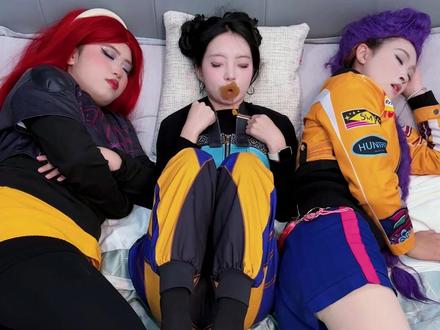 鲁米压着佐伊了#二次元 #兔子警官 #天使