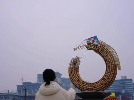 春天到了,是谁还不会放风筝?襄图版【放风筝教程】奉上~趁阳光正好,微风不燥,约上大小朋友去放风筝啦~