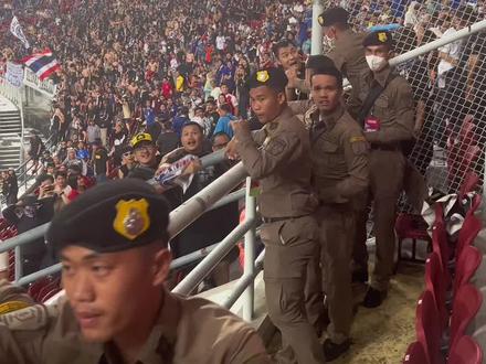 #国足世预赛 国足逆转泰国#看台文化