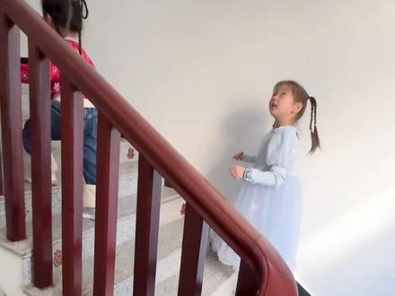 上海妈妈说,孩子也能玩麻将✅越玩越聪明
麻将也能是早教神器!翻牌比大小、对对碰、分类排队,轻松带宝宝练数数、认图案、练反应、培养逻辑。不花钱又有趣,寒假带娃玩起来!
#上海 #早教神器 #玩麻将 #聪明大脑 #带娃