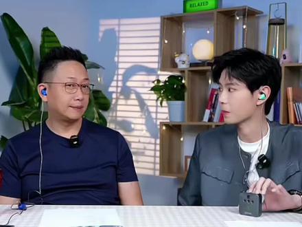 以后别一个人扛着难过啦,好多好多粉丝都在陪着你呢,一定要好好照顾自己呀~#黄浩雯 #黄浩雯唱歌 #向全世界安利 #向全世界安利黄浩雯 #爸爸
@DOU+上热门 @抖音热点 @DOU+小助手