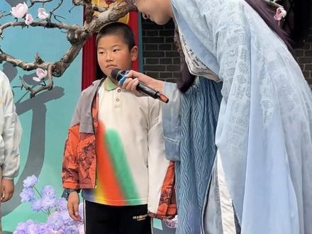 4月6日浙江横店。 历史上哪件兵器光听名字就很厉害?小孩哥给出自己的满分答案#东风5C