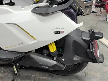 小牛FXpro更换锂电池