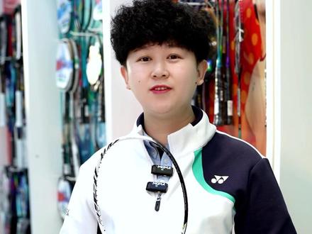 你知道pro、tour、game、play 的区别么?#尤尼克斯 #羽毛球拍 #尤尼克斯球拍