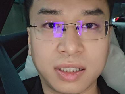 你给车钥匙换过电池吗?有我这么费力气吗? 还好是免工时费,也不要电池钱x #比亚迪 #车钥匙电池更换 #车钥匙电池 #仰望U7