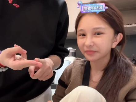 #何婧婧 讲述生病的原因