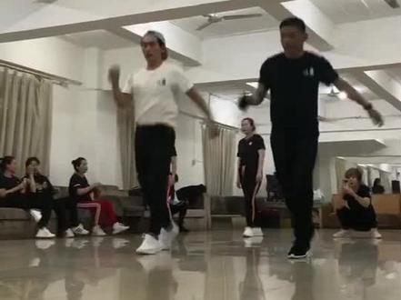 阳光十二风梁组合精彩演绎