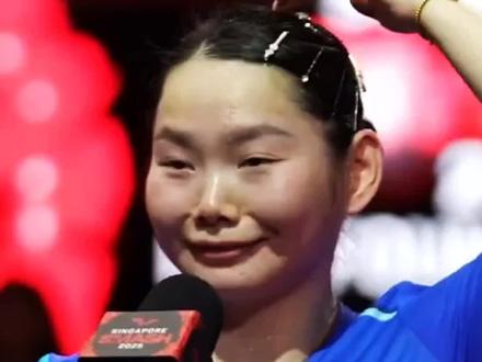 万万想不到何卓佳也去国外打球了!在国乒没有比赛的期间,何卓佳直奔欧洲争战欧冠,刚亮相就为俱乐部斩获首胜#何卓佳