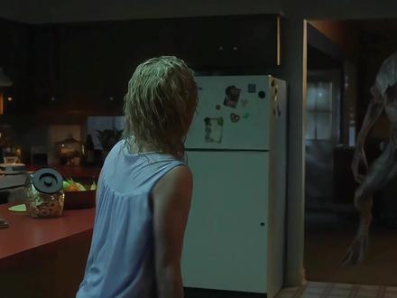 为母则刚,最终季的第一战 #美剧 #怪奇物语 #抖音创作季