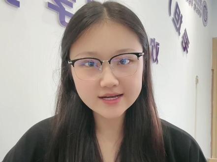 #复读 宁愿再吃一年高三的苦,也不愿十年后遗憾的苦。