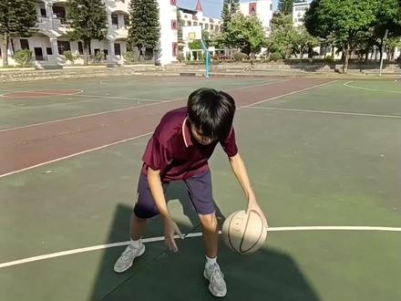 “骗你的,其实那一天我根本就没有去新疆青训队,我去找文化了”#08 #柯冉 #篮球🏀 #蚊子战歌