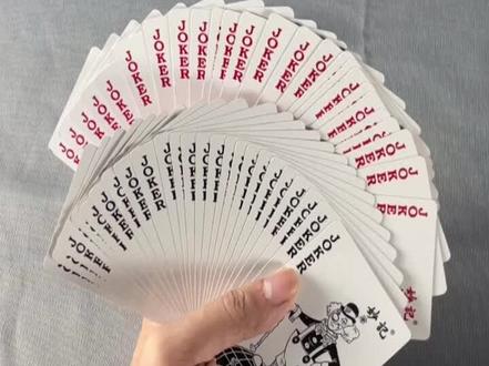 自带一窝王炸,谁来都不怕!#斗地主 @抖音小助手