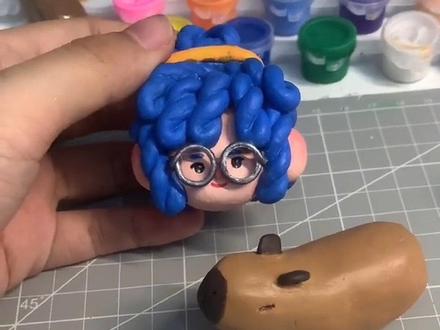 卡皮巴拉的上色,你可以说我做的成品像够世,但你不能说卡皮巴拉是够世🥲#石塑粘土 #我的手工日常 #手工diy #capybara #教程