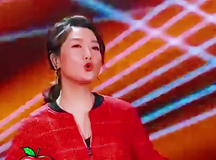 凤凰传奇和筷子兄弟合唱《最炫小苹果》太好听了#掌声响起来