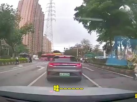 今日交通案例快刷 #车祸 #国道 #安全出行