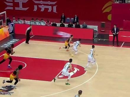 没过半场就包夹!庞峥麟受到了广厦重点照顾啊!依然高效输出 #dou来cba