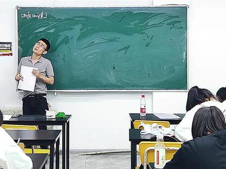 你还知道哪些类似的物质吗?#化学 #老师 #涨知识