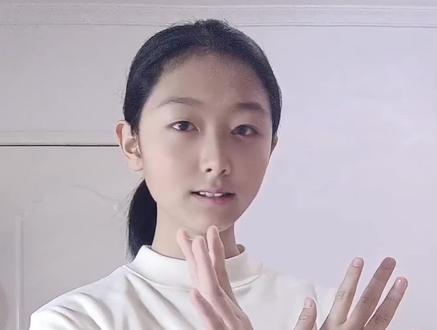 Ooc致歉,对不起>人<(此视频含AI制作戏份)#巴拉拉小魔仙之奇迹舞步#贝贝变身#AI制作