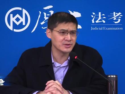 中午喊张三一起吃饭,结果他路上被车撞了——这件事里的因果关系还挺有意思的。#罗翔#刑法#哲学